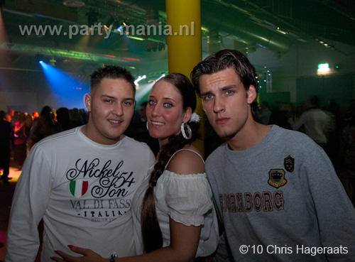 101030_058_gekkehouse_partymania