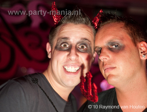 101030_007_manjefiek_partymania