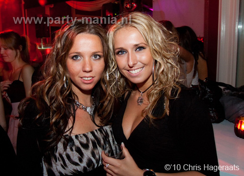 101106_015_nooit_meer_naar_huis_partymania