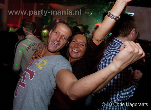 101106_035_nooit_meer_naar_huis_partymania