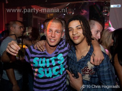 101106_037_nooit_meer_naar_huis_partymania