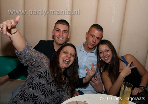 101106_064_nooit_meer_naar_huis_partymania