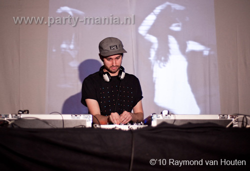 101112_004_langweiligkeit_partymania