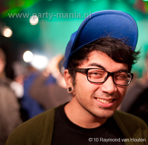 101112_018_langweiligkeit_partymania