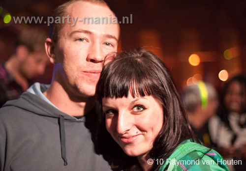 101112_022_langweiligkeit_partymania