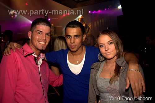 101113_018_los_partymania