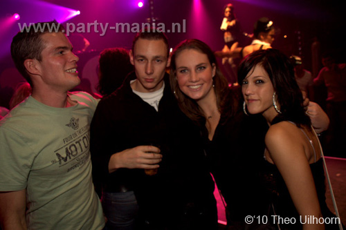 101113_022_los_partymania