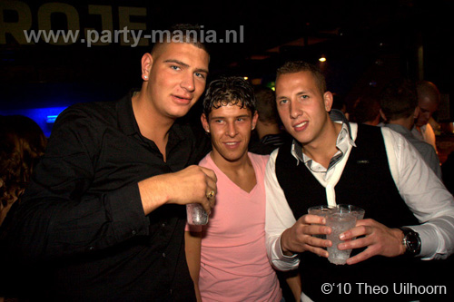 101113_039_los_partymania