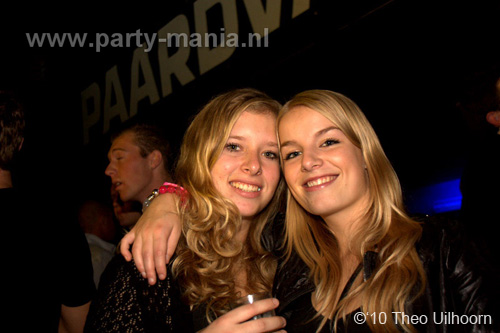 101113_041_los_partymania