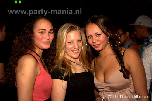 101113_047_los_partymania