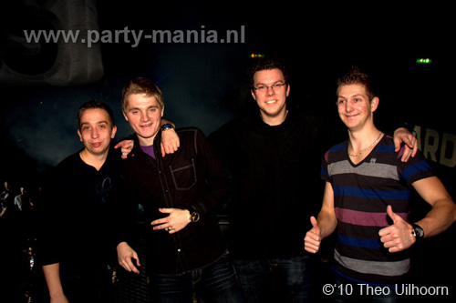 101113_057_los_partymania