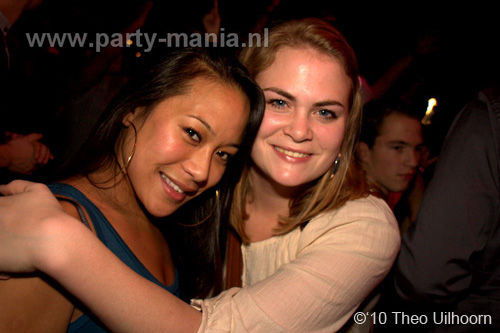 101113_072_los_partymania