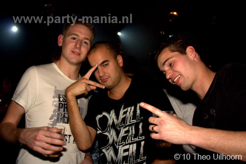 101113_088_los_partymania