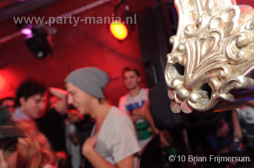 101119_070_go_partymania
