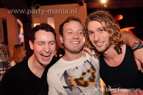 101119_071_go_partymania