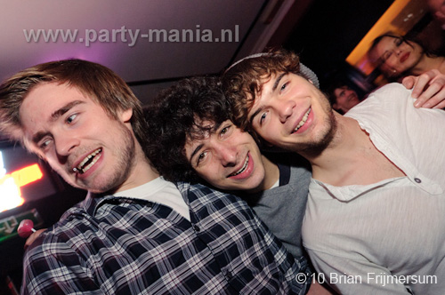 101119_085_go_partymania