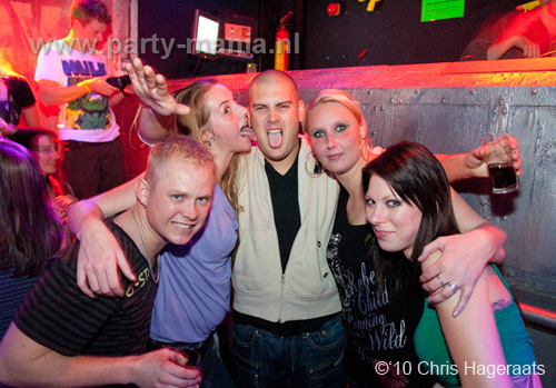 101120_051_90s_only_partymania