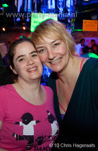 101120_075_90s_only_partymania