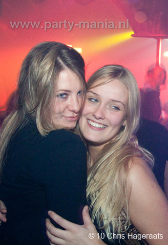 101120_077_90s_only_partymania