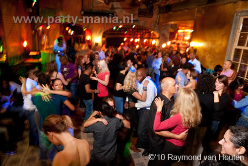 101121_032_havana_partymania