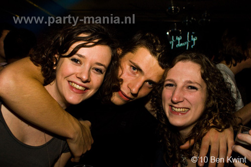 101126_061_go_partymania