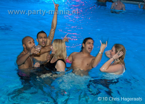 101204_035_pump_up_the_base_partymania