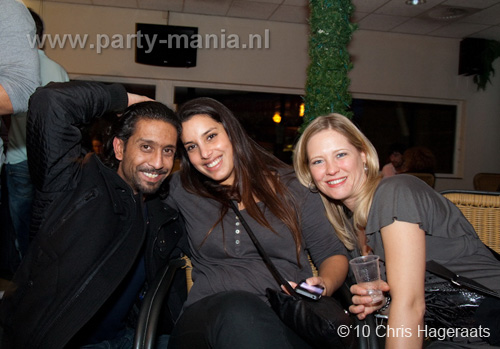 101204_114_pump_up_the_base_partymania