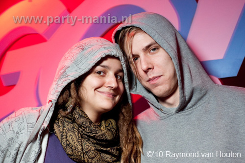 101210_004_go_partymania