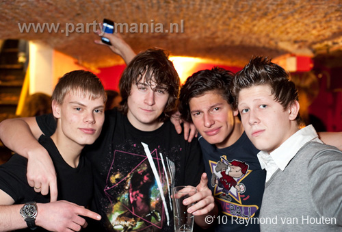 101210_017_go_partymania