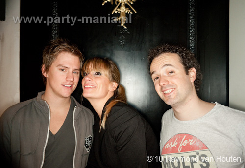 101210_035_go_partymania