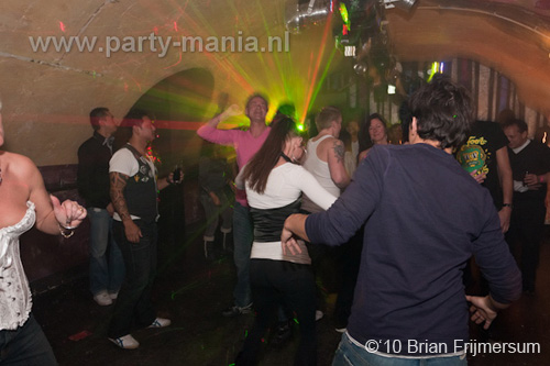 101217_048_touch_partymania