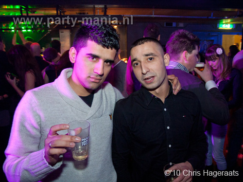 101224_005_los_partymania