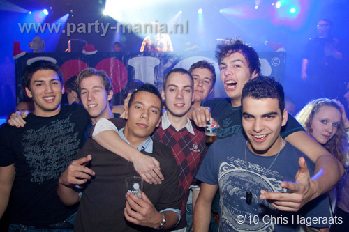 101224_046_los_partymania