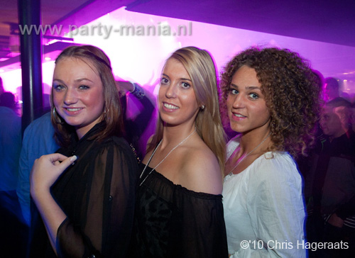 101224_055_los_partymania