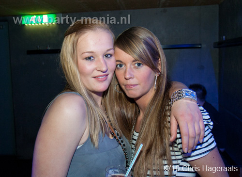 101224_065_los_partymania