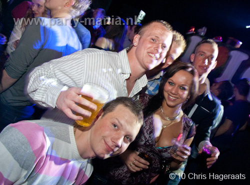 101224_075_los_partymania