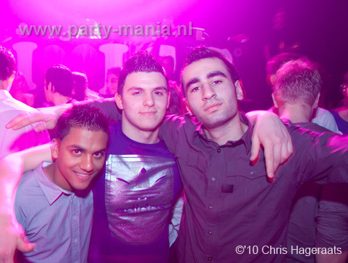 101224_086_los_partymania