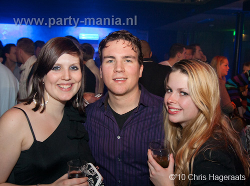 101224_095_los_partymania