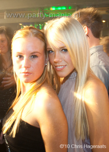101224_107_los_partymania