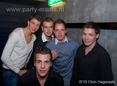 101224_130_los_partymania