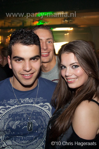 101224_143_los_partymania