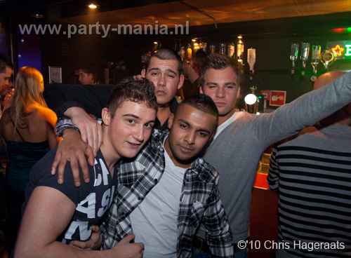 101224_147_los_partymania