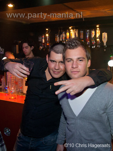101224_149_los_partymania