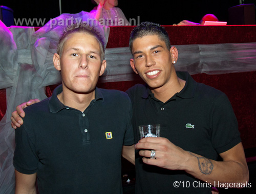 101224_157_los_partymania
