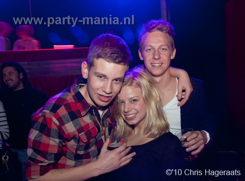 101224_158_los_partymania