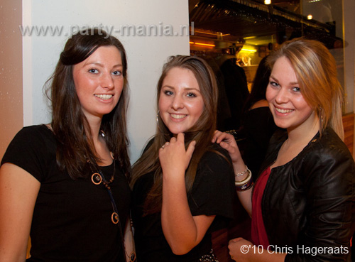 101224_161_los_partymania