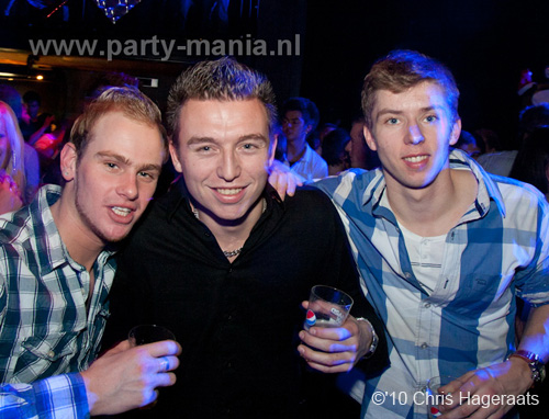 101224_185_los_partymania
