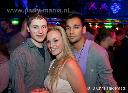 101224_198_los_partymania