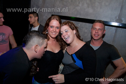 101224_203_los_partymania