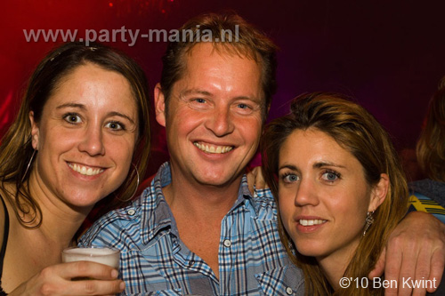 101215_047_housequake_partymania